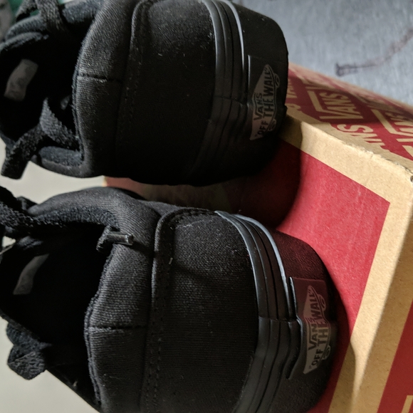 Youth 4 "Doheny" Vans Black - Picture 4 of 10